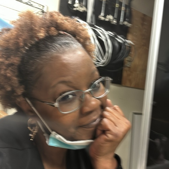 ANOTHER KLEARANCE!!! Dresses Galore and More!!!! HOME OF THE $5 HOLLAS - Picture 9 of 11